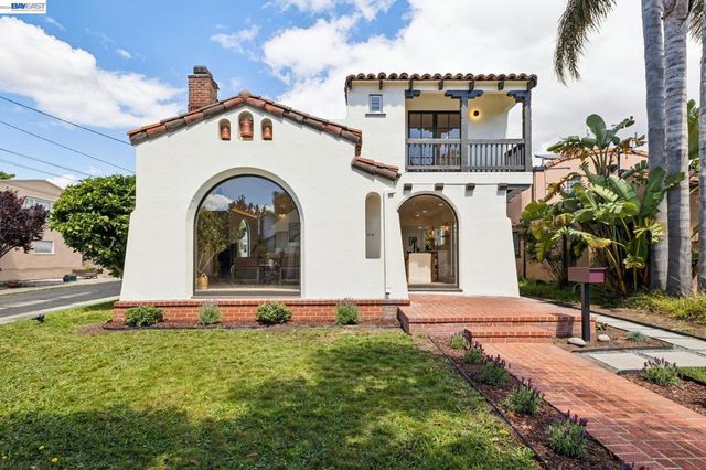 2713 Calhoun Street, Alameda, CA 94501
