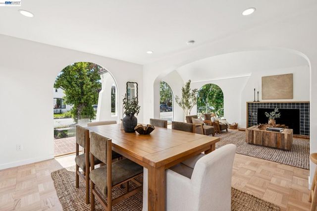 2713 Calhoun Street, Alameda, CA 94501