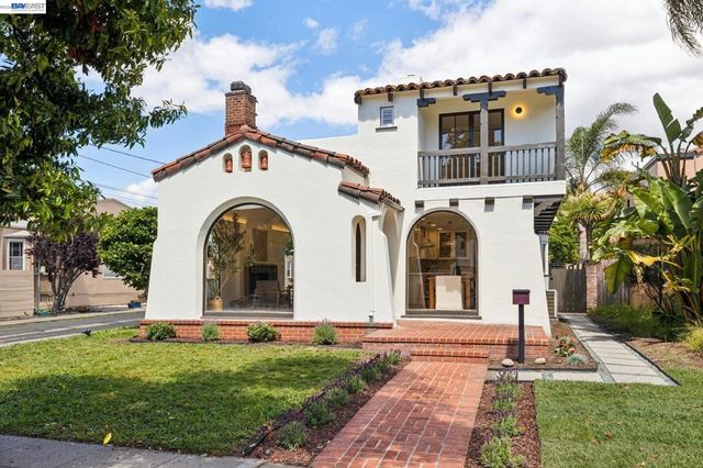 2713 Calhoun Street, Alameda, CA 94501