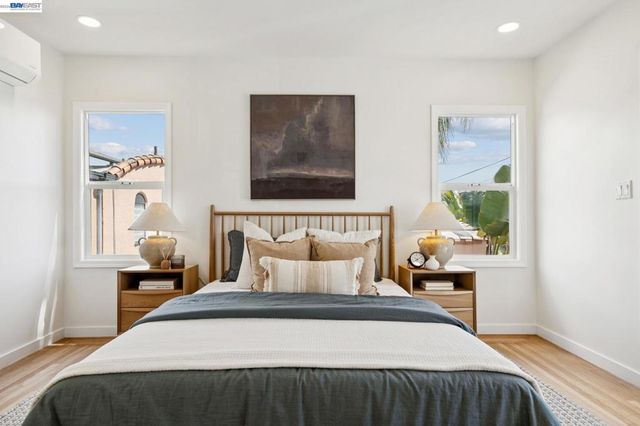 2713 Calhoun Street, Alameda, CA 94501