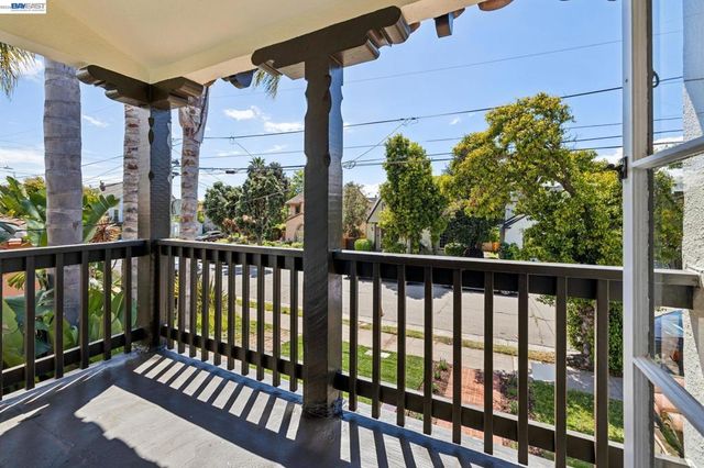 2713 Calhoun Street, Alameda, CA 94501