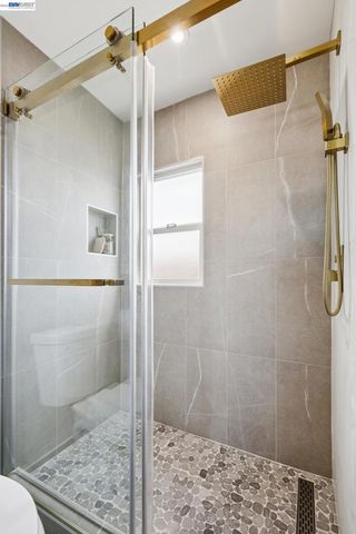2713 Calhoun Street, Alameda, CA 94501