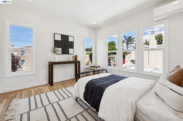 2713 Calhoun Street, Alameda, CA 94501