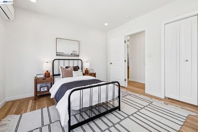 2713 Calhoun Street, Alameda, CA 94501