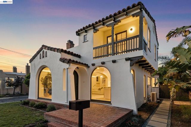 2713 Calhoun Street, Alameda, CA 94501