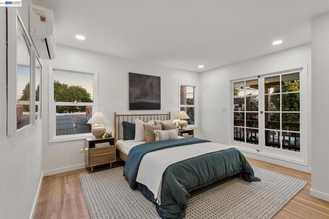 2713 Calhoun Street, Alameda, CA 94501