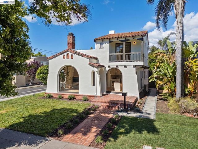 2713 Calhoun Street, Alameda, CA 94501