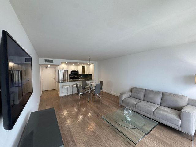 3540 S Ocean Boulevard 608, South Palm Beach, FL 33480