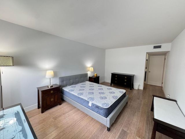 3540 S Ocean Boulevard 608, South Palm Beach, FL 33480