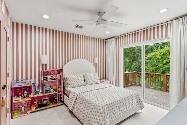 9 Claridge Court, Conroe, TX 77304
