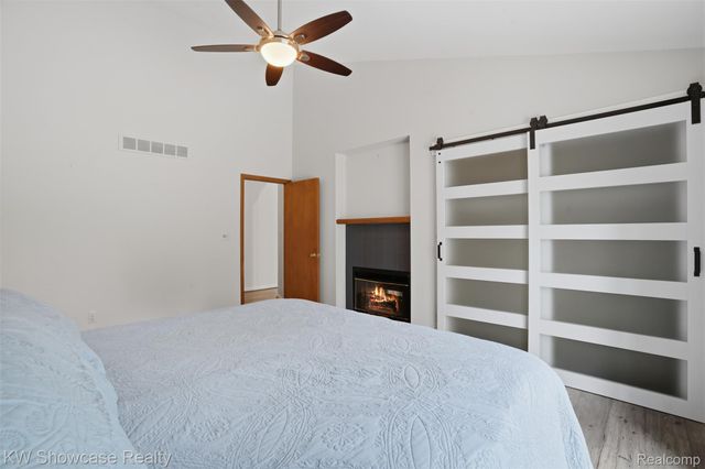 9842 Cedar Island Road, White Lake Charter Township, MI 48386