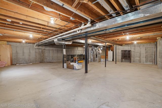 9842 Cedar Island Road, White Lake Charter Township, MI 48386