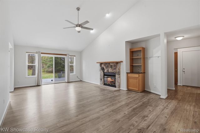 9842 Cedar Island Road, White Lake Charter Township, MI 48386