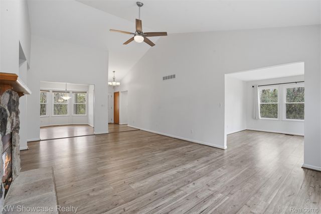 9842 Cedar Island Road, White Lake Charter Township, MI 48386