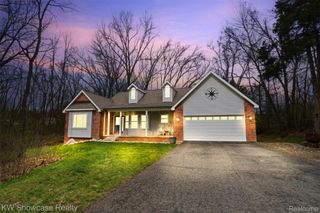 9842 Cedar Island Road, White Lake Charter Township, MI 48386