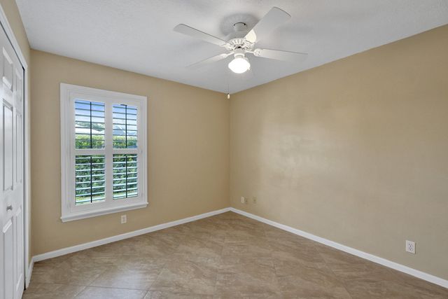 901 NE Town Terrace, Jensen Beach, FL 34957