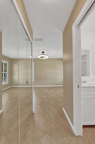 901 NE Town Terrace, Jensen Beach, FL 34957