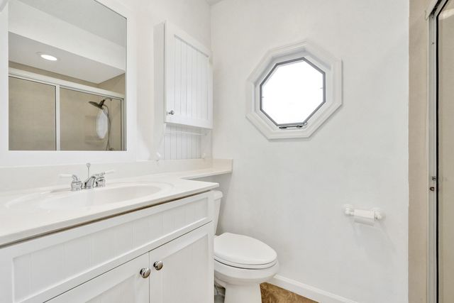 901 NE Town Terrace, Jensen Beach, FL 34957