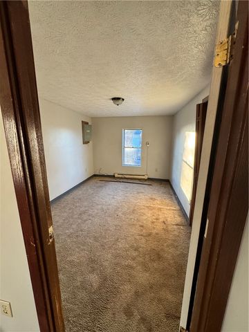 609 S Ray St, New Castle, PA 16101