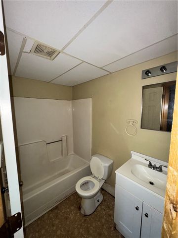 609 S Ray St, New Castle, PA 16101