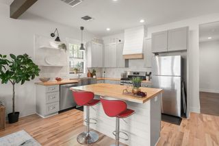 301 Old Thorndale RD, Taylor, TX 76574
