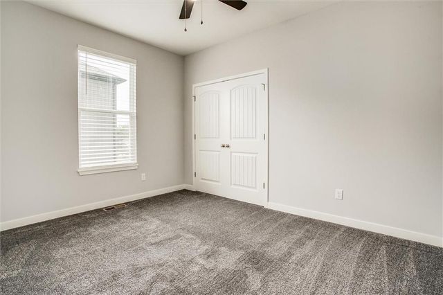 4005 NW 96th Street, Kansas City, MO 64154