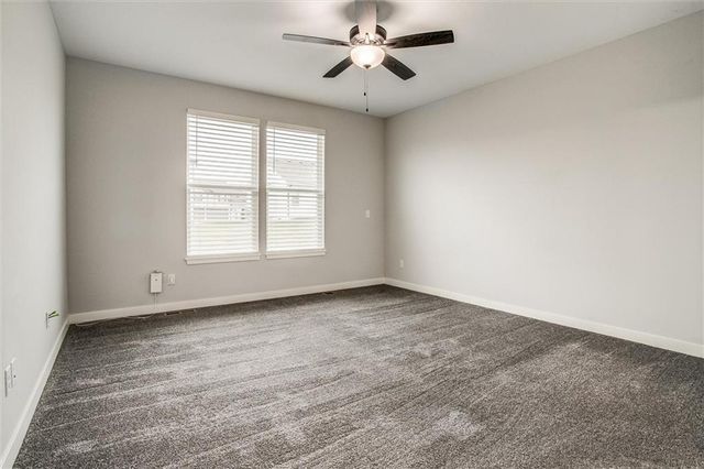 4005 NW 96th Street, Kansas City, MO 64154