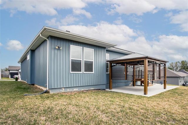 4005 NW 96th Street, Kansas City, MO 64154