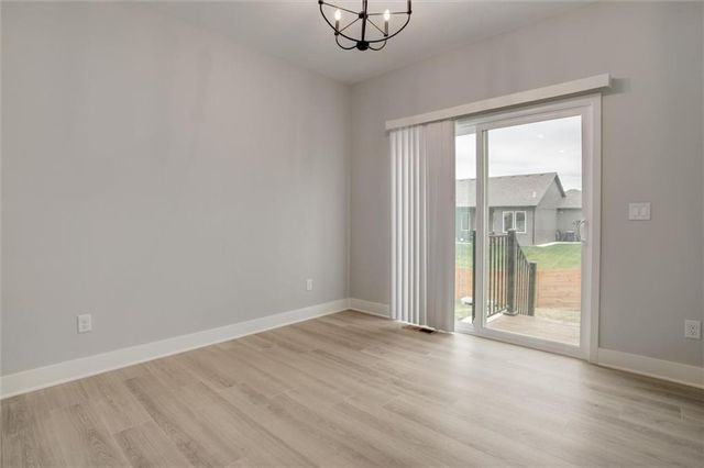 4005 NW 96th Street, Kansas City, MO 64154