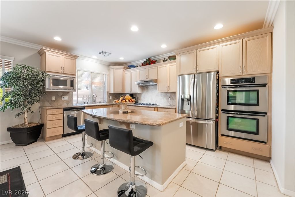 186 Uccello Drive, Las Vegas, NV 89138 — photo 5