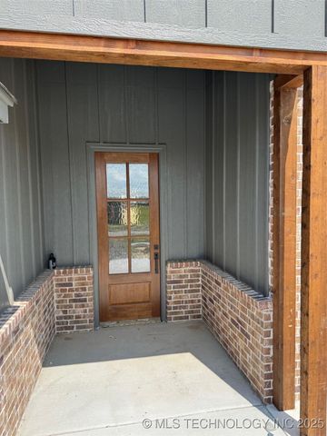 14533 S College Avenue, Bixby, OK 74008