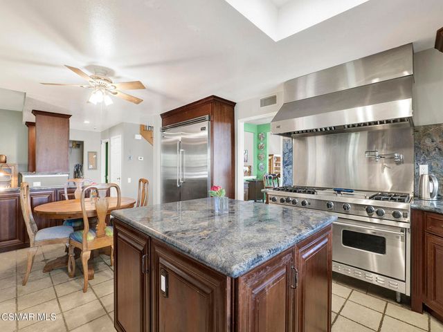11823 Maple Crest Street, Moorpark, CA 93021