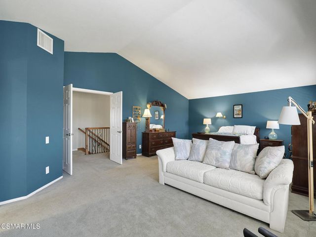 11823 Maple Crest Street, Moorpark, CA 93021