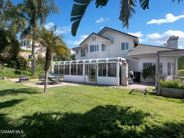 11823 Maple Crest Street, Moorpark, CA 93021