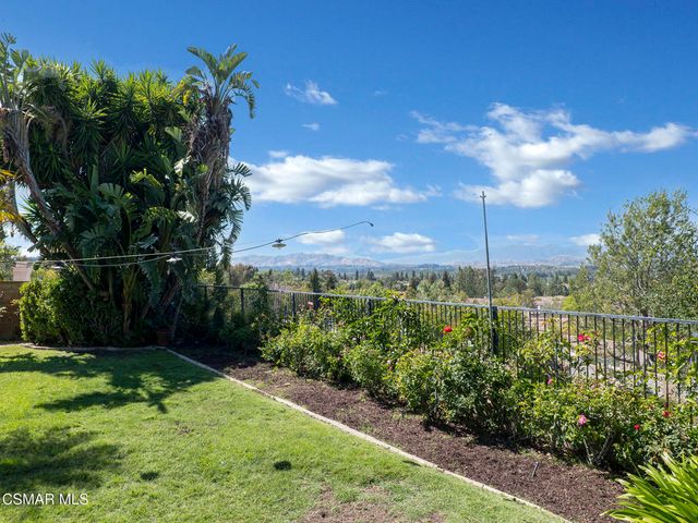 11823 Maple Crest Street, Moorpark, CA 93021