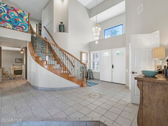 11823 Maple Crest Street, Moorpark, CA 93021