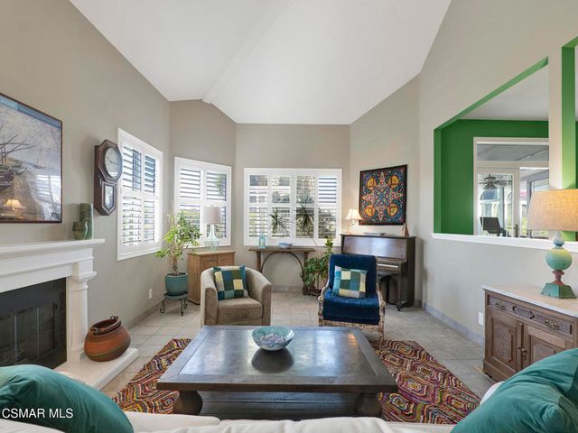 11823 Maple Crest Street, Moorpark, CA 93021