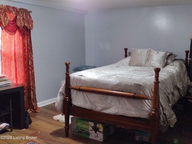 300 Dutchmans Creek Rd, Taylorsville, KY 40071