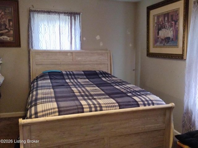 300 Dutchmans Creek Rd, Taylorsville, KY 40071