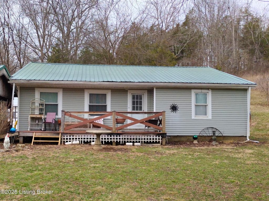 300 Dutchmans Creek Rd, Taylorsville, KY 40071