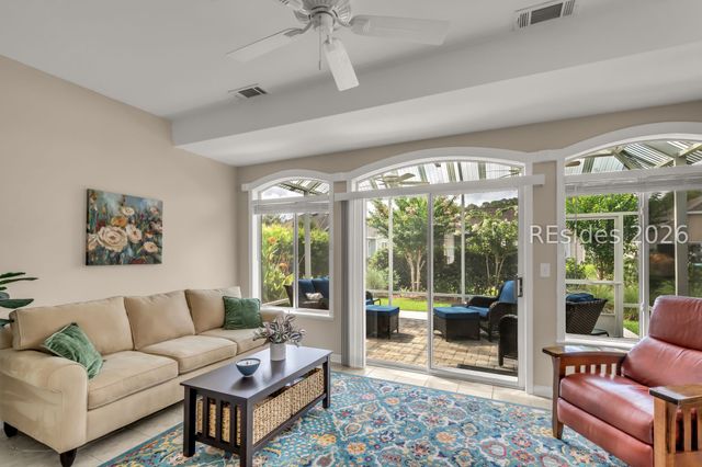 4 Graham Ct, Bluffton, SC 29909