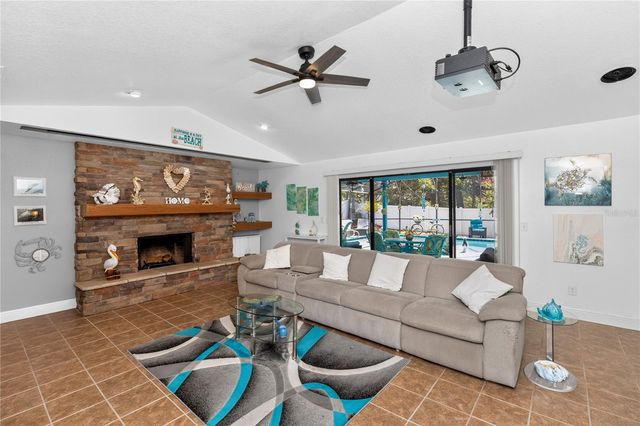 2031 TOURNAMENT DRIVE, Apopka, FL 32712