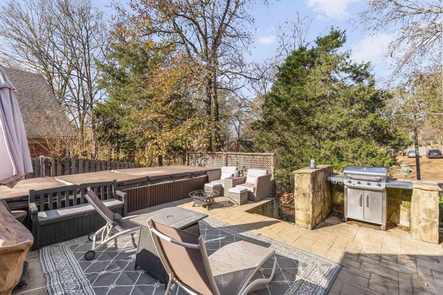 1466 WOOD TRAIL CIR, Memphis, TN 38016