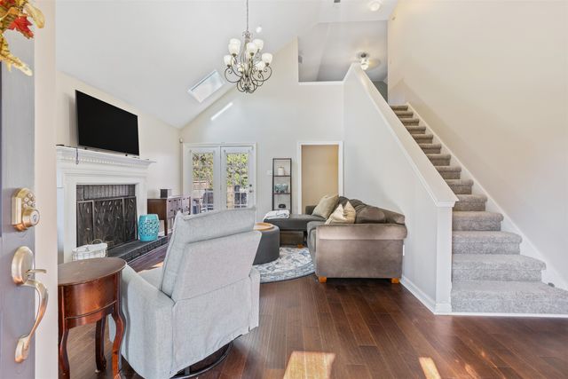 1466 WOOD TRAIL CIR, Memphis, TN 38016