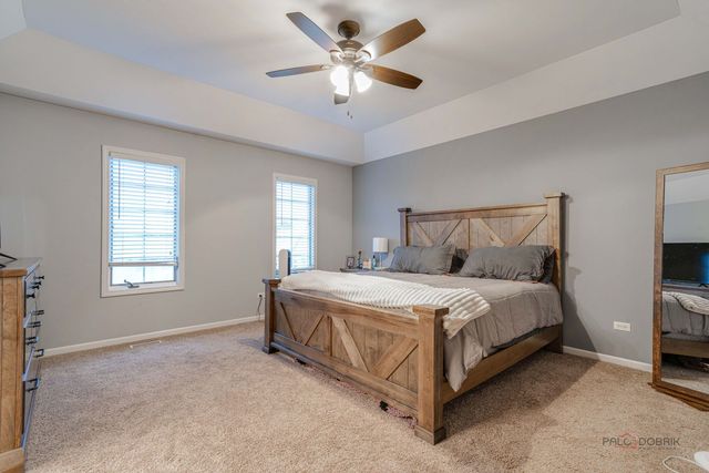 285 Regency Court Unit B Court, Wauconda, IL 60084