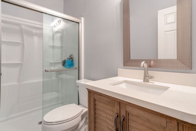 285 Regency Court Unit B Court, Wauconda, IL 60084