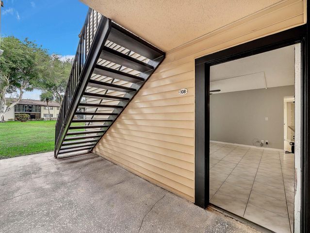 15488 Lakes Of Delray Boulevard 108, Delray Beach, FL 33484