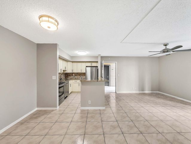 15488 Lakes Of Delray Boulevard 108, Delray Beach, FL 33484