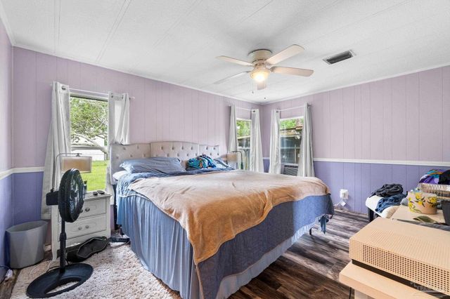 2556 Granada Camino, Pensacola, FL 32507