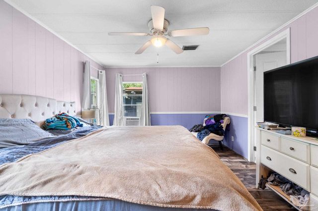 2556 Granada Camino, Pensacola, FL 32507